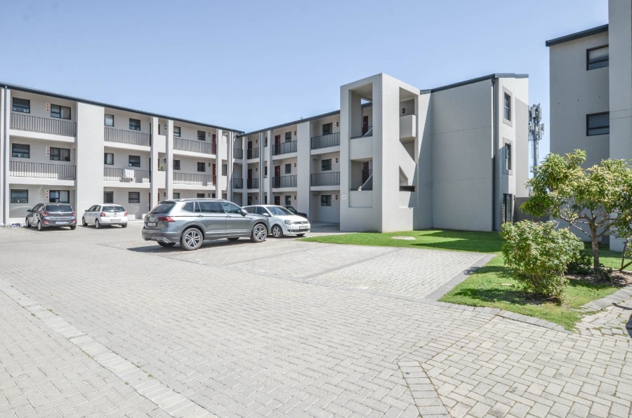 1 Bedroom Property for Sale in Burgundy Estate Western Cape